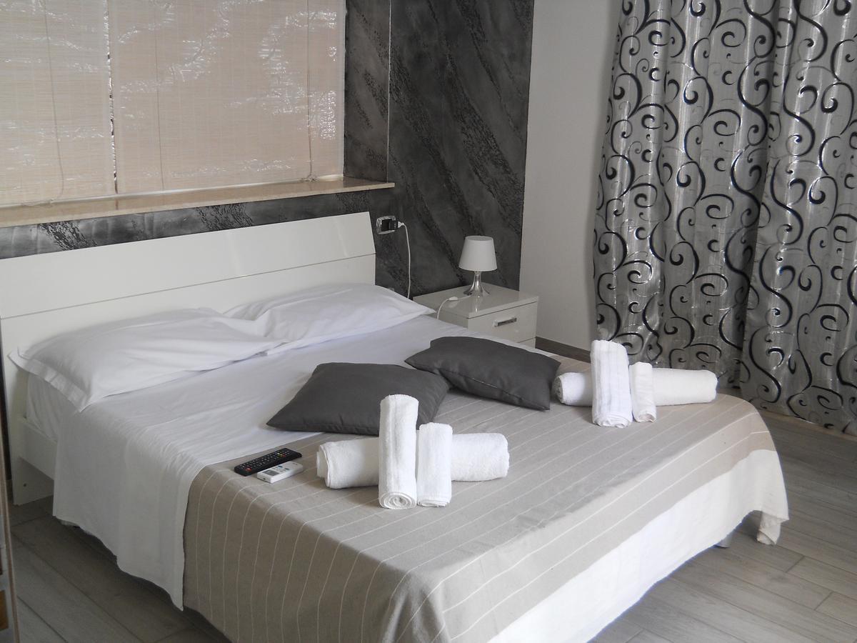 White Beach Beb Fontane Bianche Exterior foto